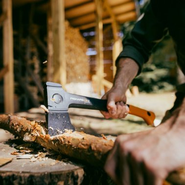 Fiskars X-series™ X18, Universalaxt S